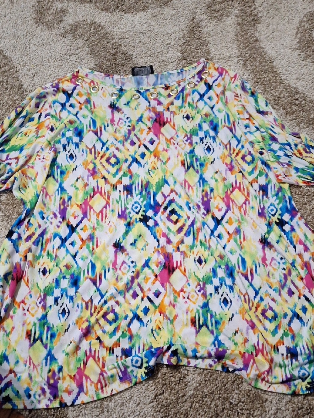 LBelldini Multicolor Geometric Print 3/4 Sleeve Top with Grommet Neck